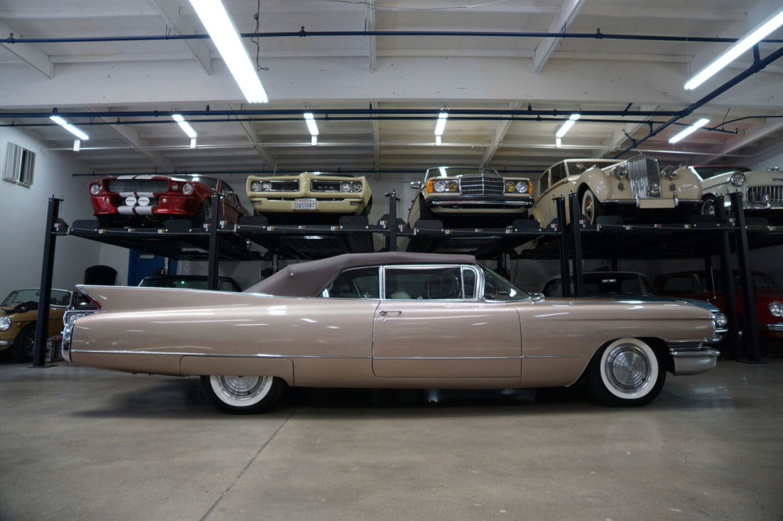 1960 Cadillac Series 62 V8 Convertible - photo 3