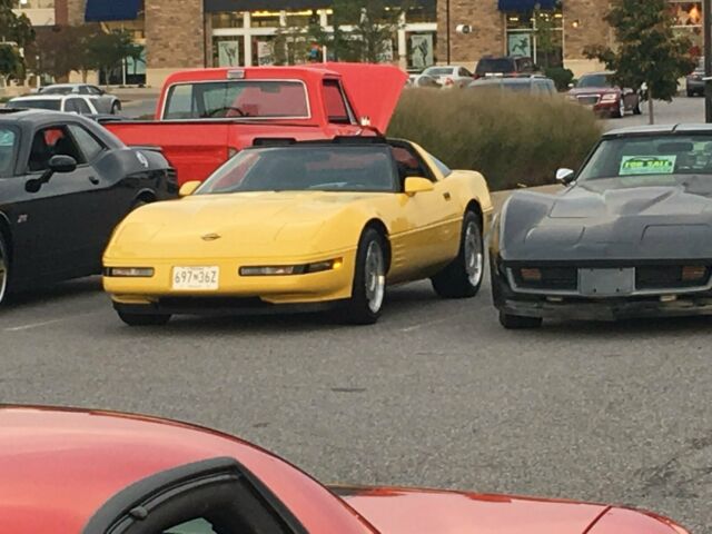 1992 Chevrolet Corvette Base - photo 9