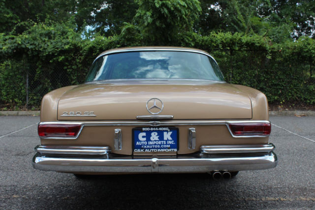 1968 Mercedes-Benz 200-Series -- - photo 10