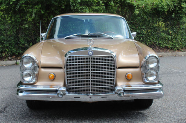 1968 Mercedes-Benz 200-Series -- - photo 2