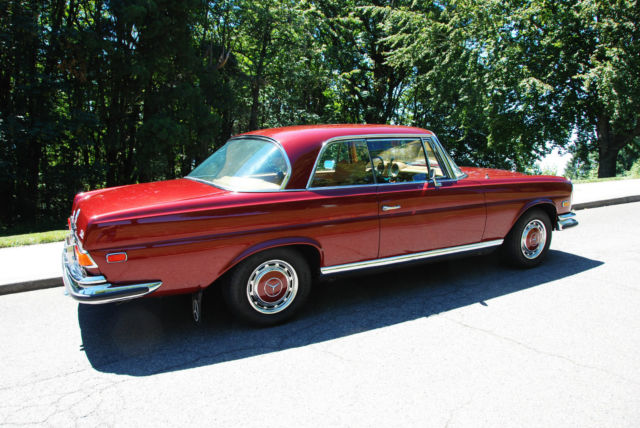 1971 Mercedes-Benz 200-Series Coupe - photo 10