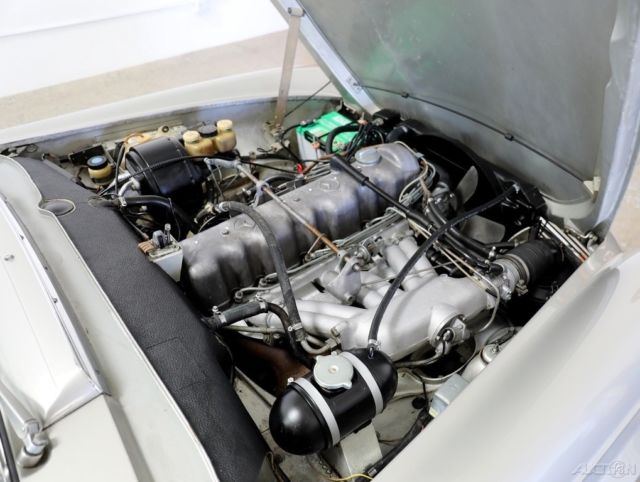 1968 Mercedes-Benz SL-Class 280SL Roadster - photo 13