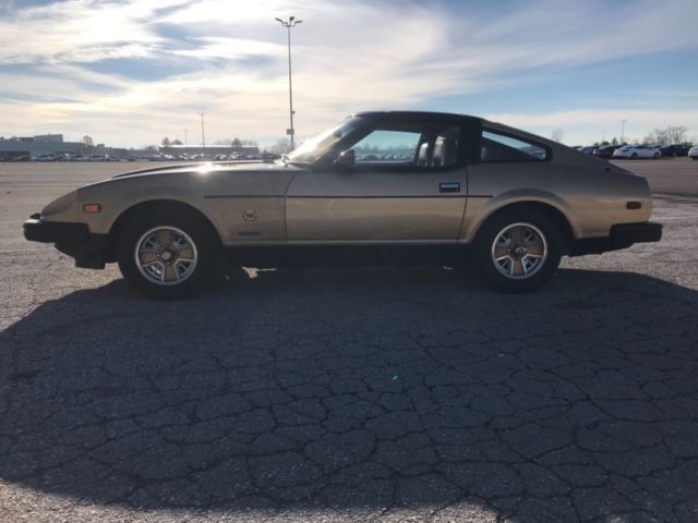 1980 Datsun Z-Series 10th Anniversary t-top - photo 3