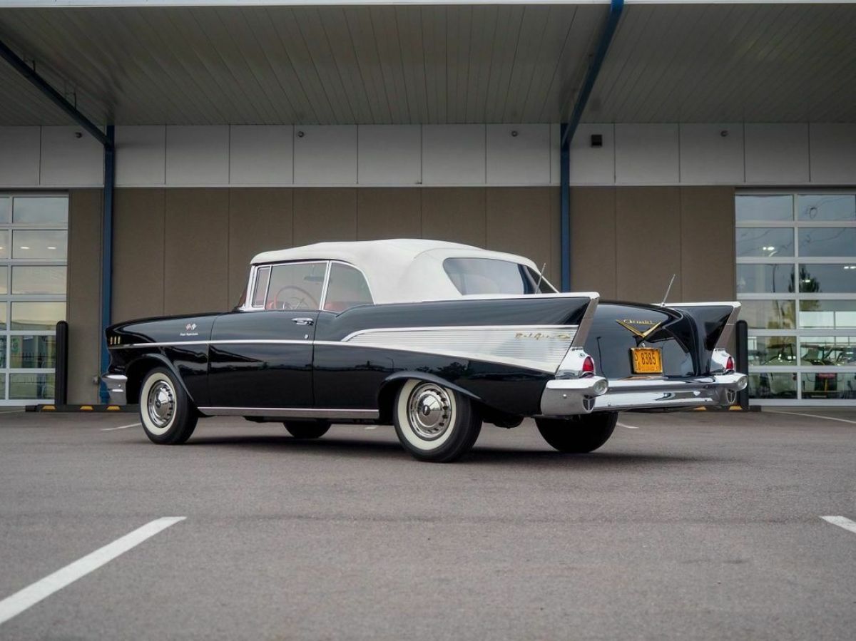 1957 Chevrolet Bel Air/150/210 Concourse Quality 283 Fuelie V8 Convertible - photo 2