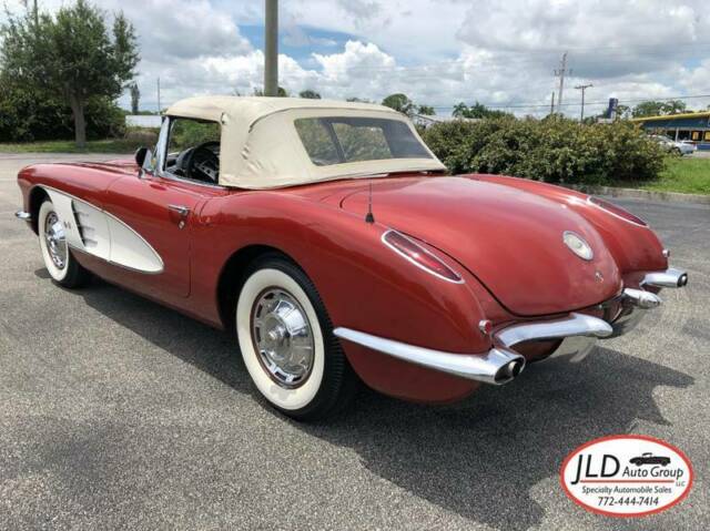 1960 Chevrolet Corvette - photo 7