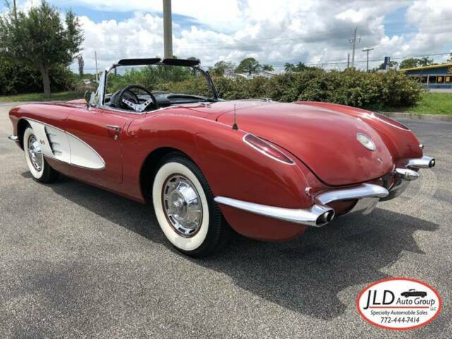 1960 Chevrolet Corvette - photo 8