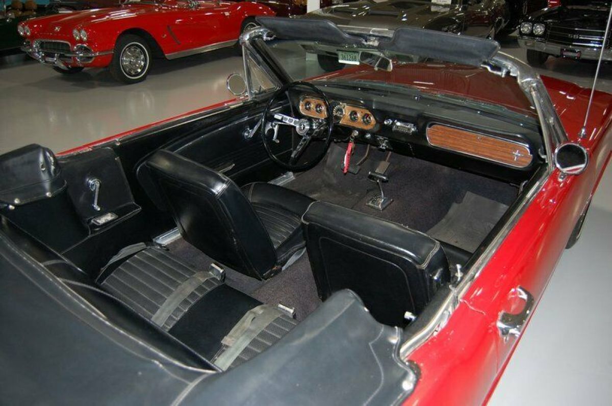 1966 Ford Mustang Convertible - photo 13