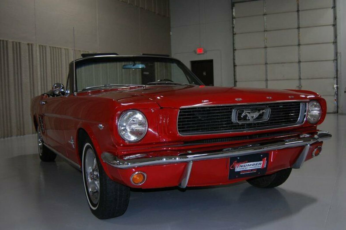 1966 Ford Mustang Convertible - photo 7