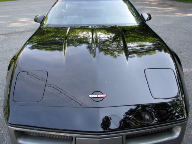 1984 Chevrolet Corvette TWO-TONE - photo 5