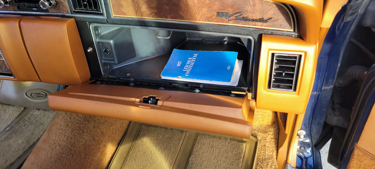 1977 Lincoln Continental Cartier Ed - photo 13