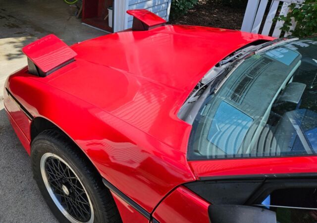 1988 Pontiac Fiero GT - photo 6