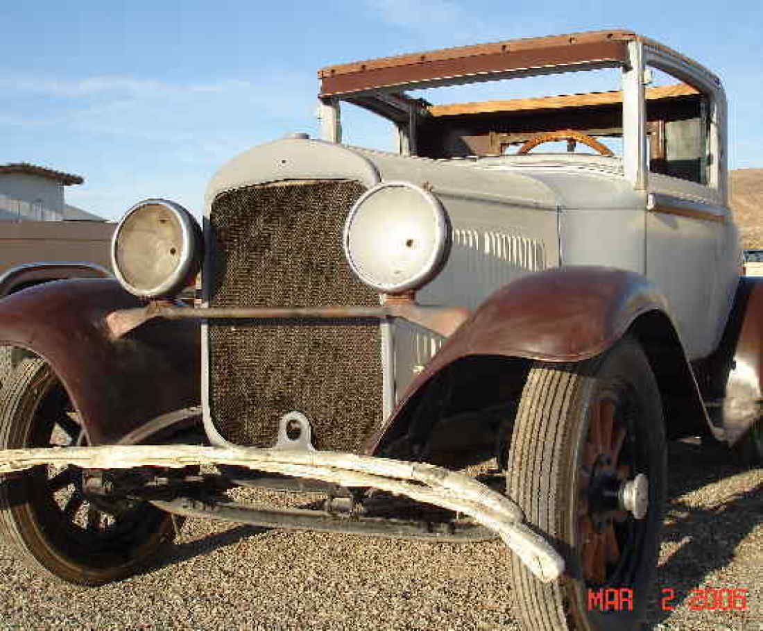 1929 Plymouth Bussness Coupe Wooden - photo 2