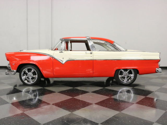 1955 Ford Fairlane Crown Victoria - photo 3