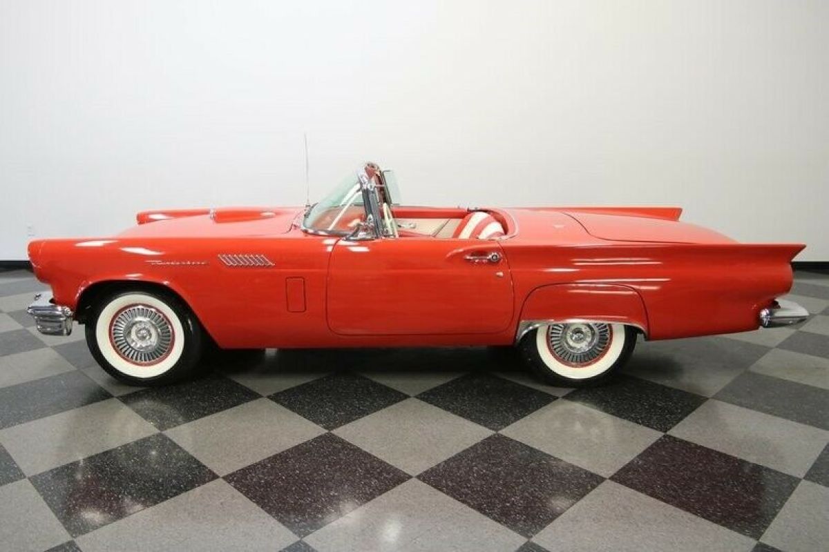 1957 Ford Thunderbird - photo 3
