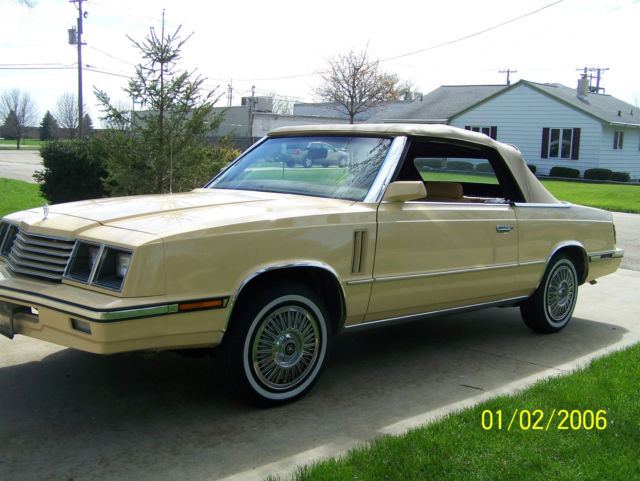 1985 Dodge 600 CONVERTIBLE - photo 2