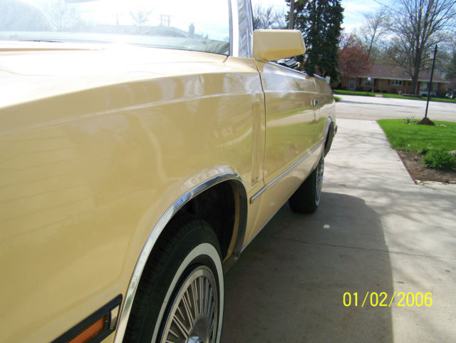 1985 Dodge 600 CONVERTIBLE - photo 3