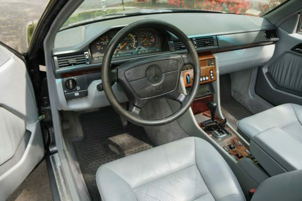 1994 Mercedes-Benz 300 Series E320 Convertible - photo 8