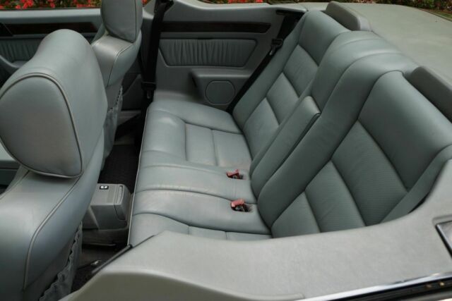 1994 Mercedes-Benz 300 Series E320 Convertible - photo 9