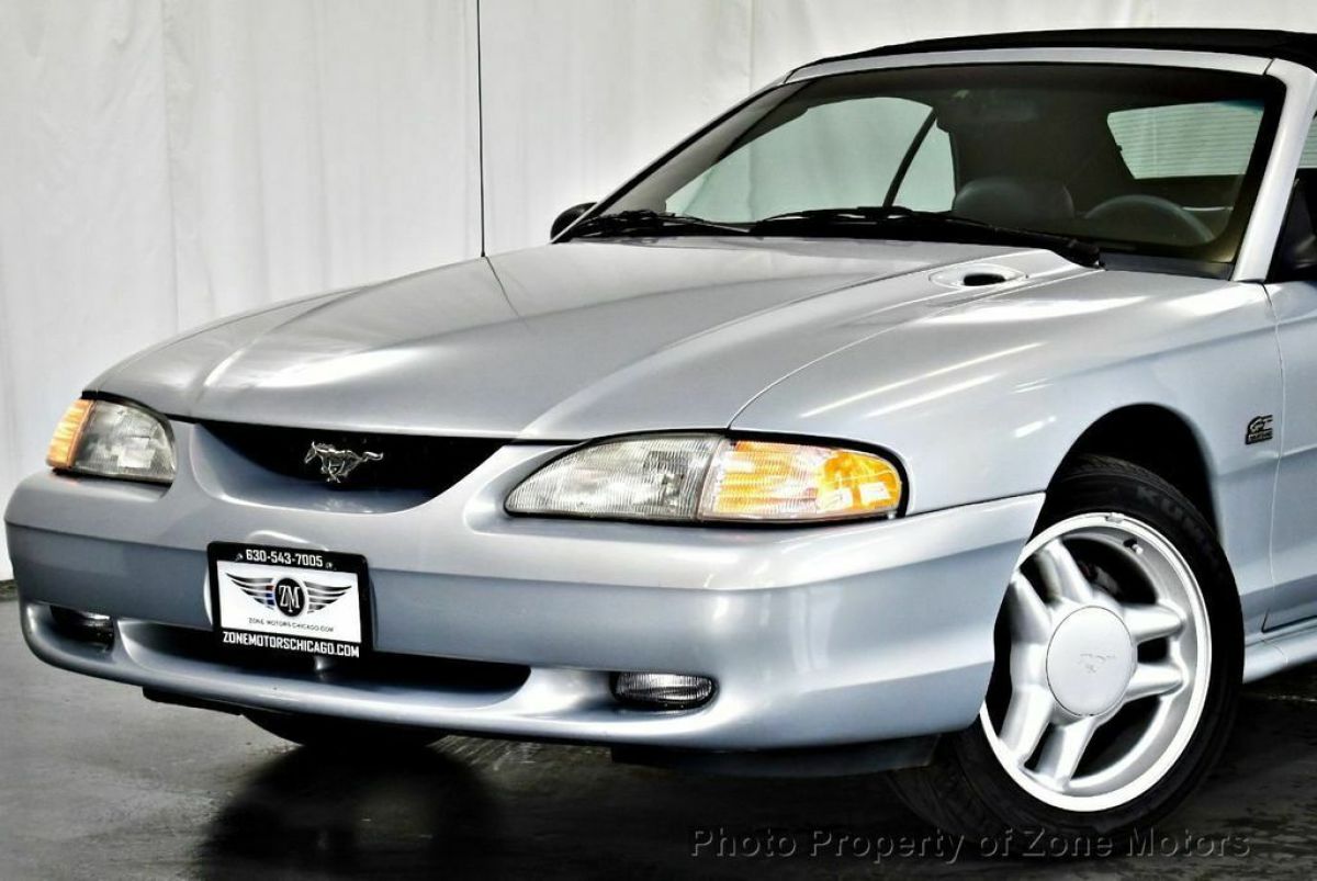 1994 Ford Mustang 2dr Convertible GT - photo 2