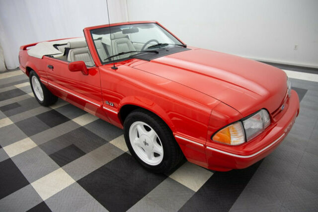 1992 Ford Mustang 2dr Convertible LX Sport 5.0L - photo 3