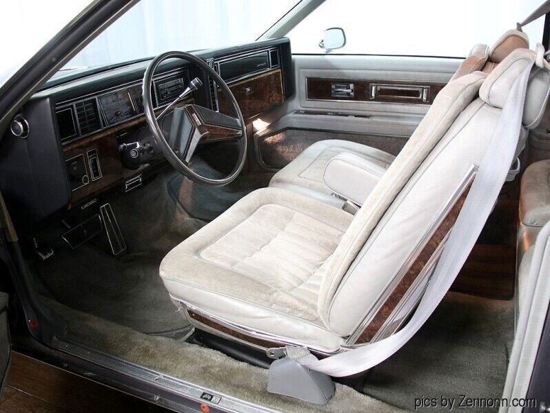 1982 Oldsmobile Toronado 2dr Coupe Brougham - photo 13