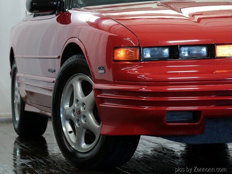 1993 Oldsmobile Cutlass 2dr Coupe Convertible - photo 4
