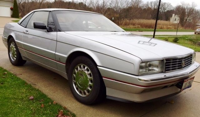 1989 Cadillac Allante 2dr Coupe Convertible - photo 2