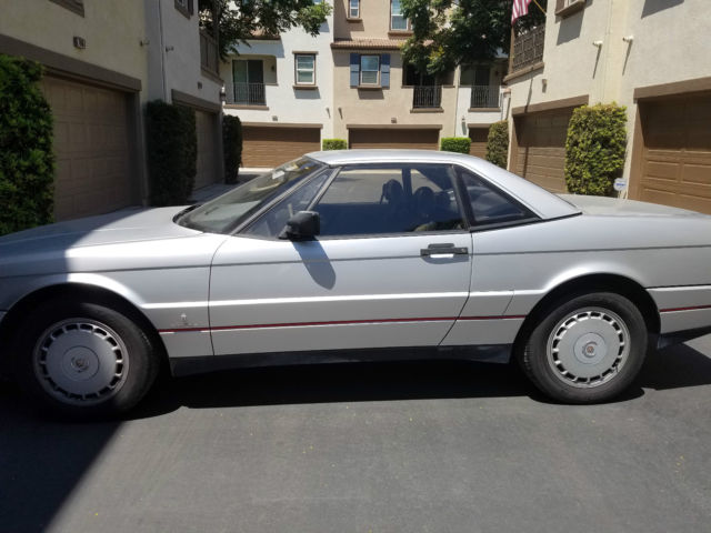 1989 Cadillac Allante 2dr Coupe Convertible - photo 3