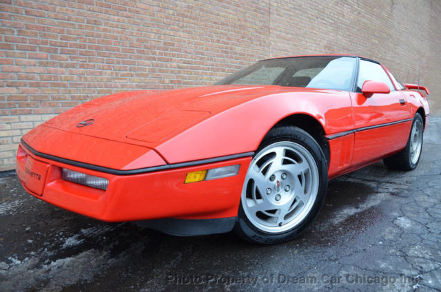 1990 Chevrolet Corvette 2dr Coupe Hatchback - photo 2
