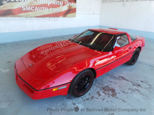 1990 Chevrolet Corvette 2dr Coupe Hatchback - photo 2