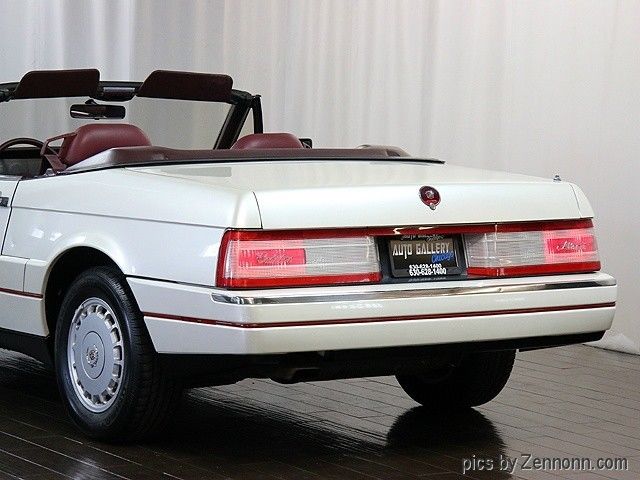 1988 Cadillac Allante 2dr Hardtop Convertible - photo 9