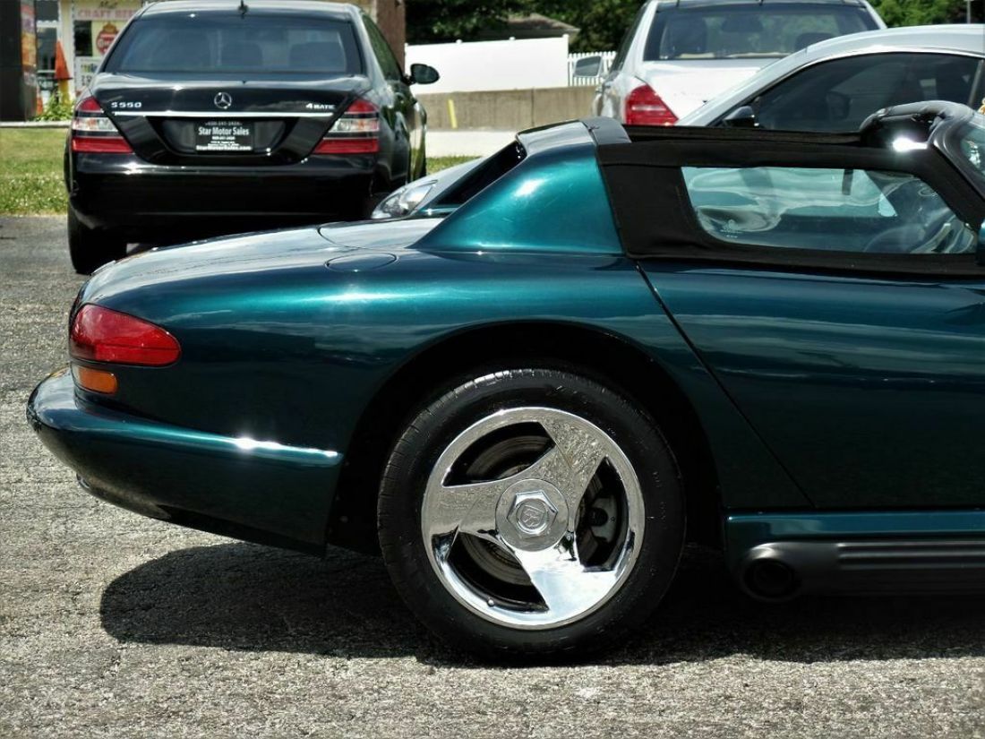 1994 Dodge Viper 2dr Open Sports Car - photo 12