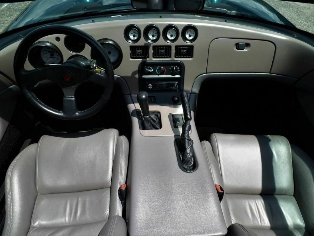 1994 Dodge Viper 2dr Open Sports Car - photo 2