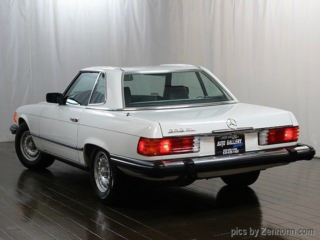 1981 Mercedes-Benz 300-Series 2dr Roadster 380SL - photo 10