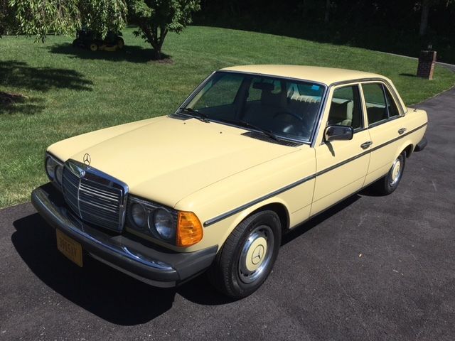 1977 Mercedes-Benz 200-Series 240D - photo 6