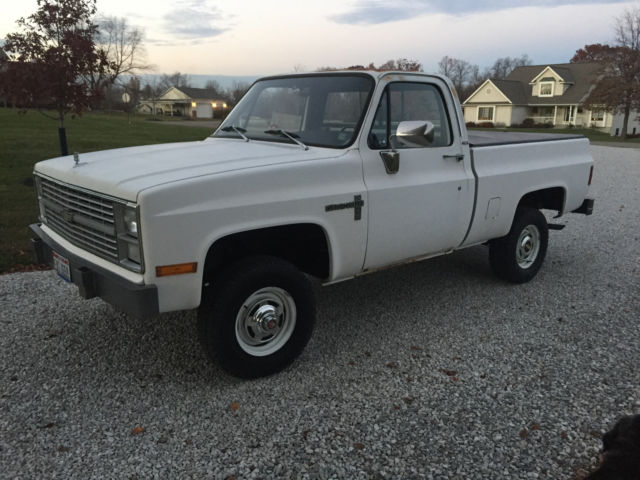 2nd Owner, never been in salt, unmolested truck. 1983 Chevrolet C/K Pickup 1500 Custom Deluxe