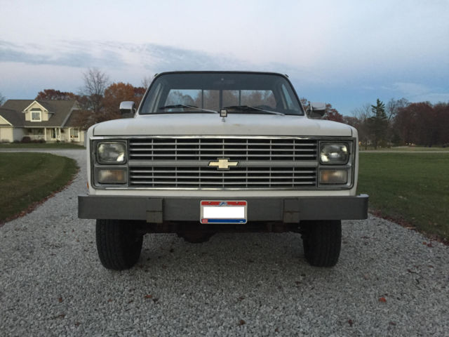 1983 Chevrolet C/K Pickup 1500 Custom Deluxe - photo 5