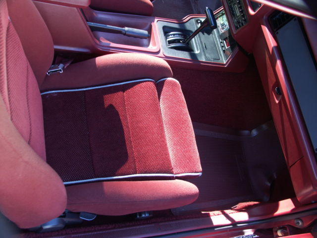 1985 Ford Mustang Hatchback - photo 11