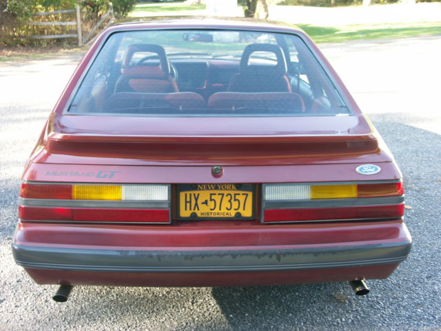 1985 Ford Mustang Hatchback - photo 7