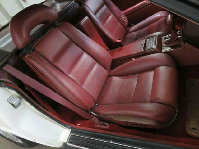 1990 Cadillac Allante CONVERTIBLE V8 - photo 6