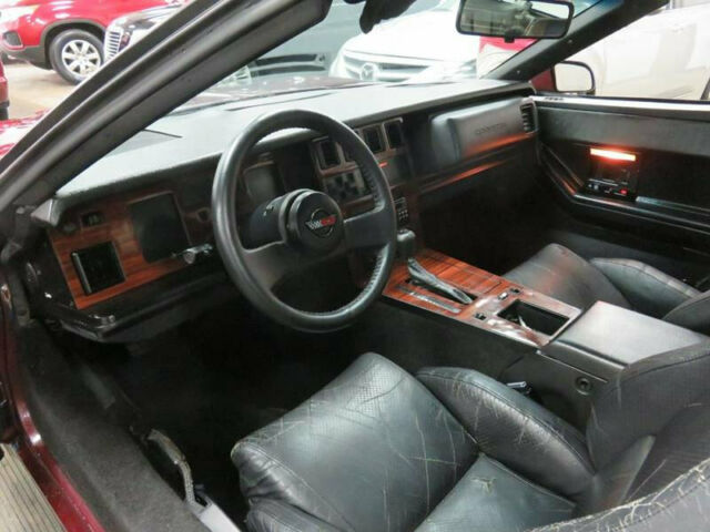 1985 Chevrolet Corvette 5.7L TPI V8 - photo 7