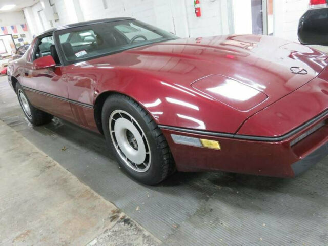 1985 Chevrolet Corvette 5.7L TPI V8 - photo 4