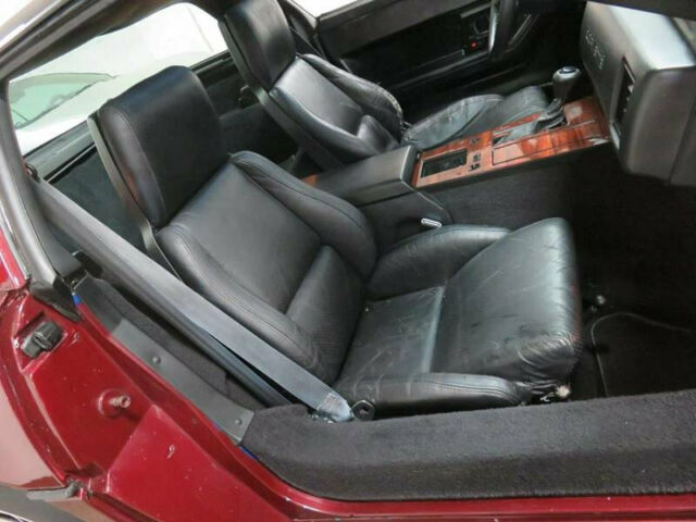 1985 Chevrolet Corvette 5.7L TPI V8 - photo 6