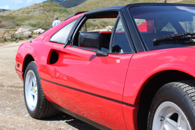 1983 Ferrari 308 - photo 2