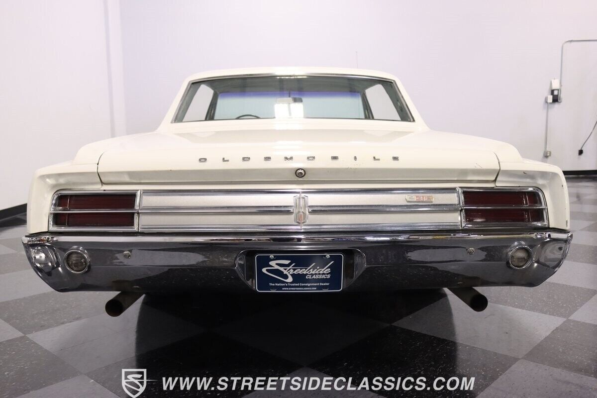 1965 Oldsmobile Cutlass 442 - photo 9