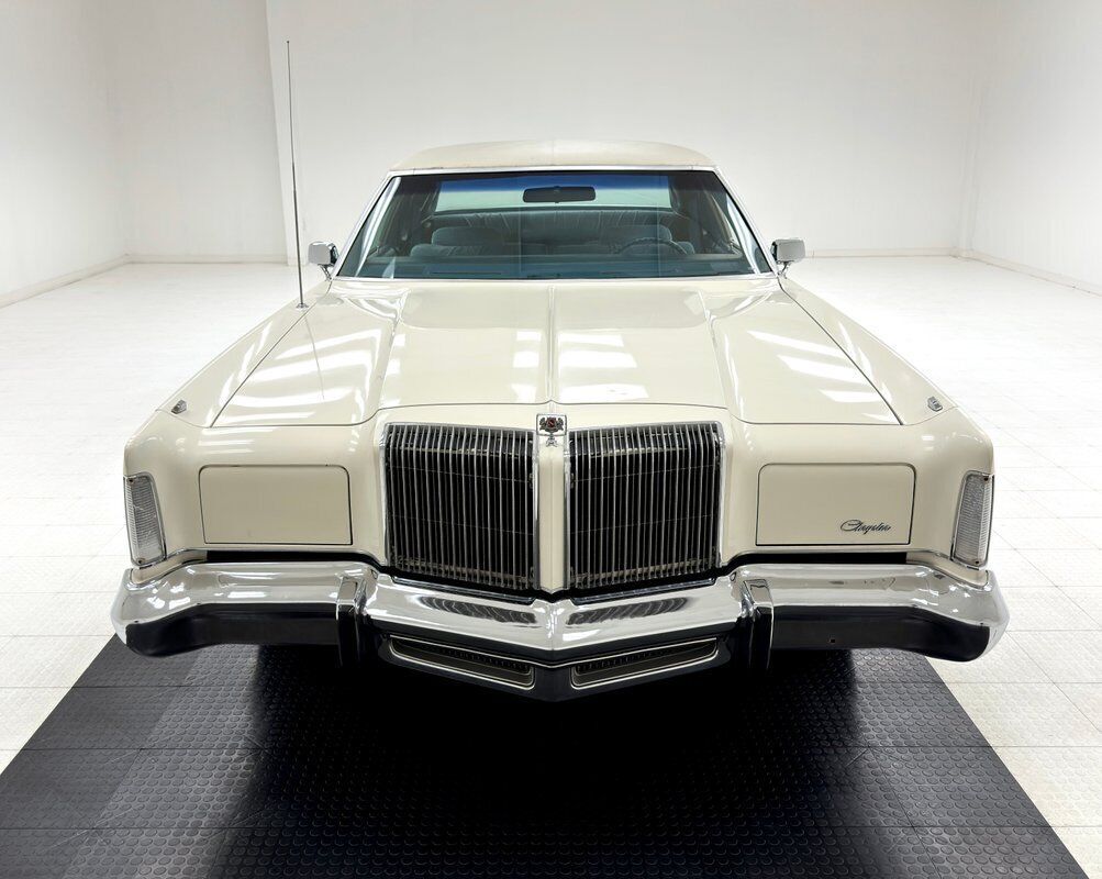 1976 Chrysler New Yorker Brougham Hardtop - photo 8