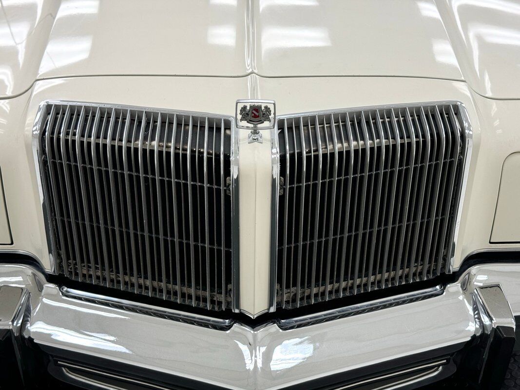 1976 Chrysler New Yorker Brougham Hardtop - photo 9