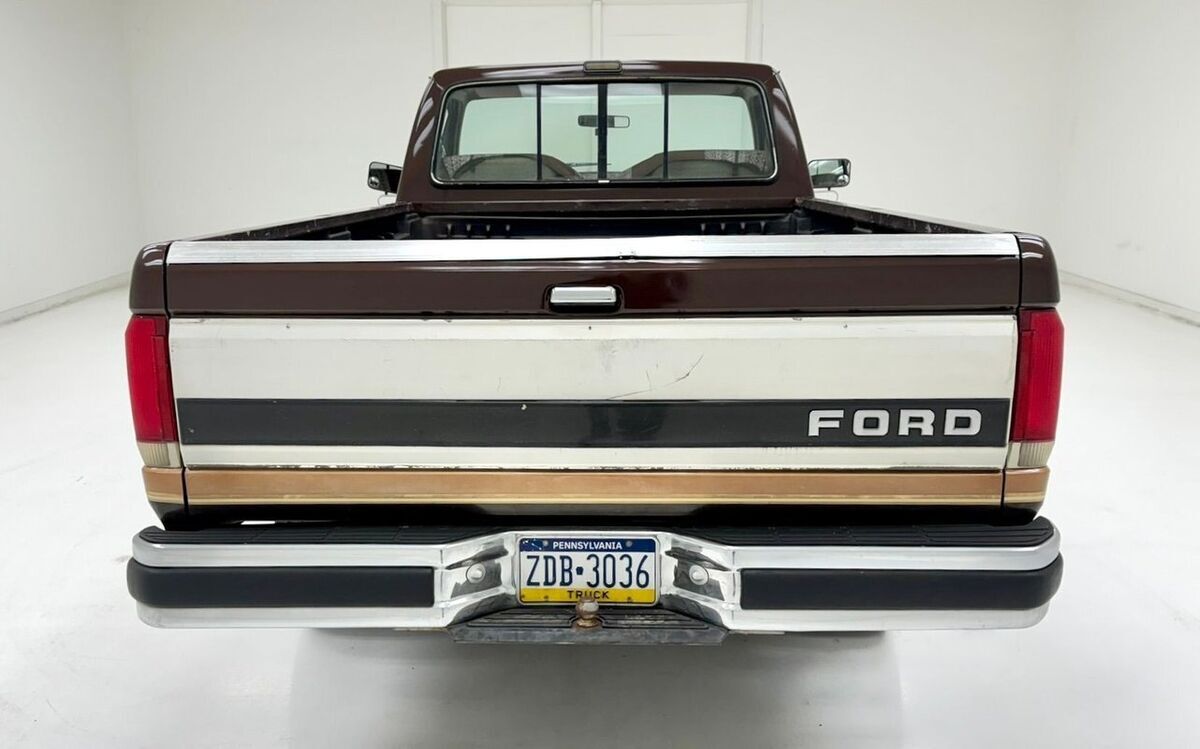 1990 Ford F-150 XLT Lariat Pickup - photo 4