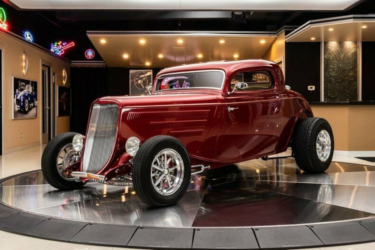 3-Window Coupe, Hot Rod! GM 383ci V8, 200R4 OD Automatic, 4-Wheel Disc, A/C 1933 Ford 3-Window Coupe Street Rod