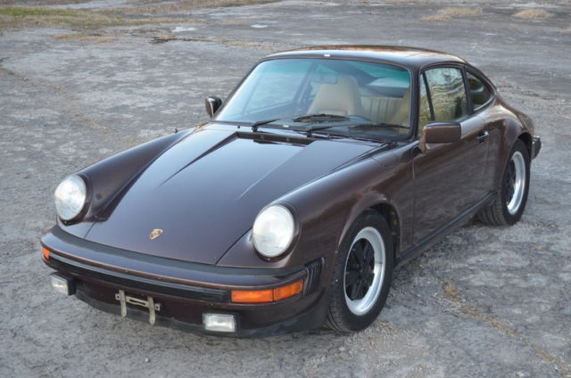3.0 911 SC SUNROOF COUPE 1981 Porsche 911 SC